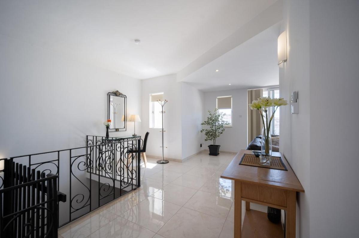 Holiday home Seaview Rooftop, 3 Bed, 2 Bath