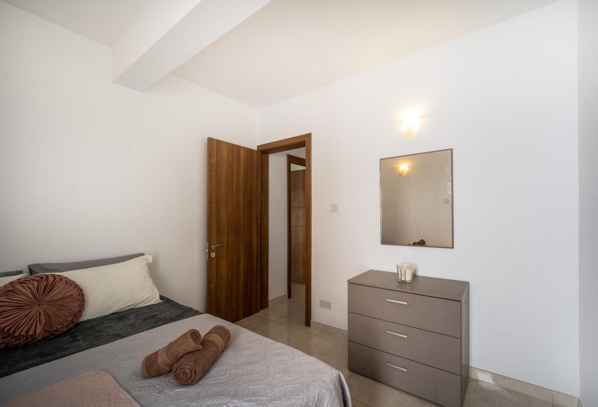 Seaview Rooftop, 3 Bed, 2 Bath Holiday home